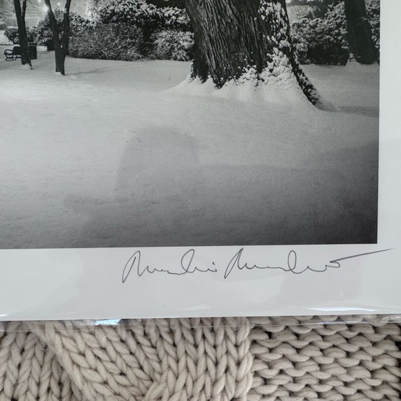 Washington DC Black and White Photograph. - Picture 2 of 4